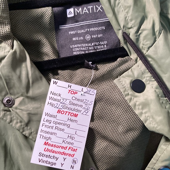 Matiz olive green coach jacket. “Compton surf club Los Angeles,Ca med. 116 - Picture 7 of 7